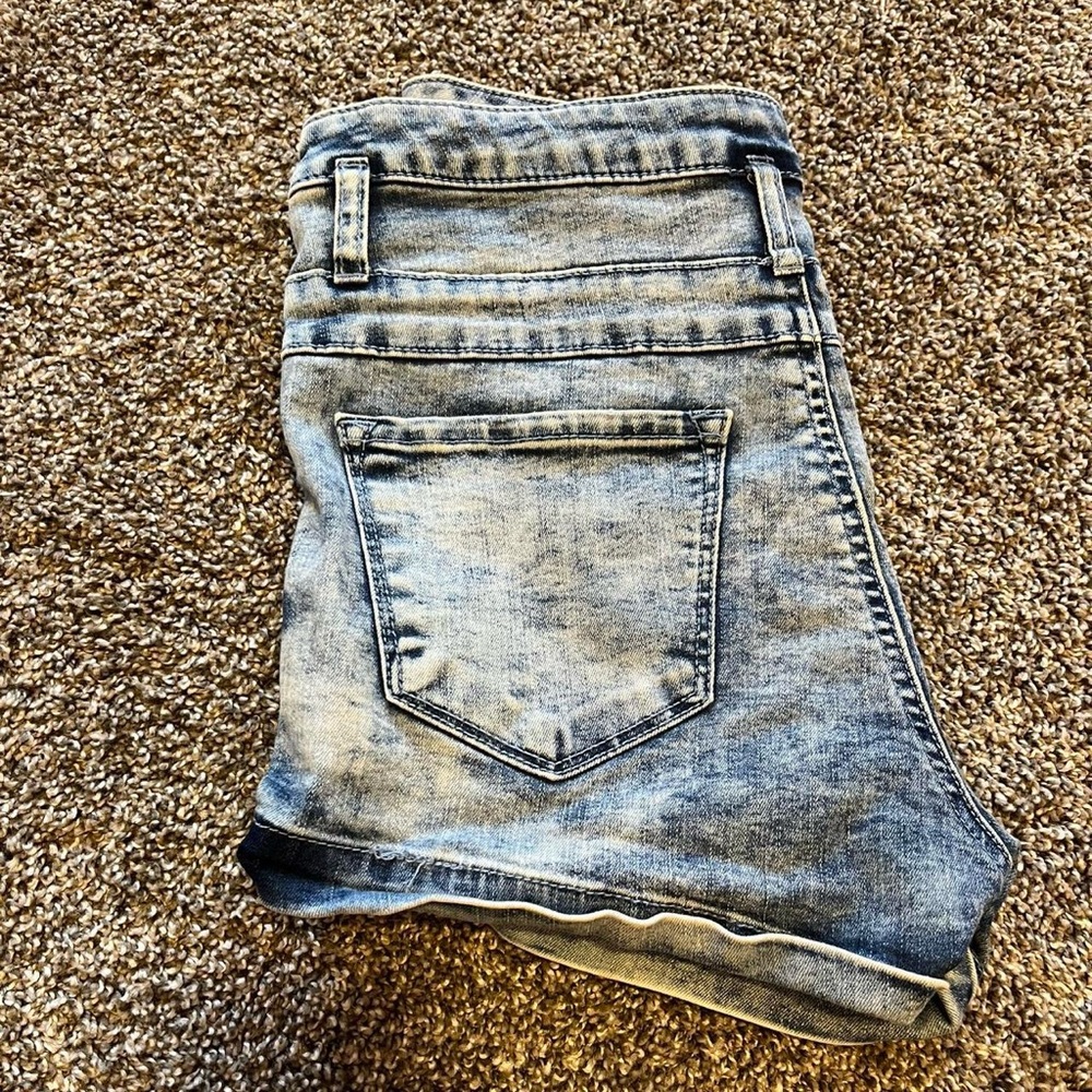 Refuge Light Blue Denim Jeans